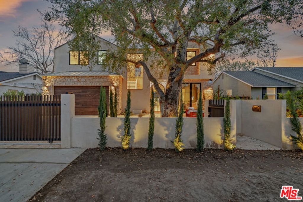 14000 Otsego Street, Sherman Oaks, CA 91423