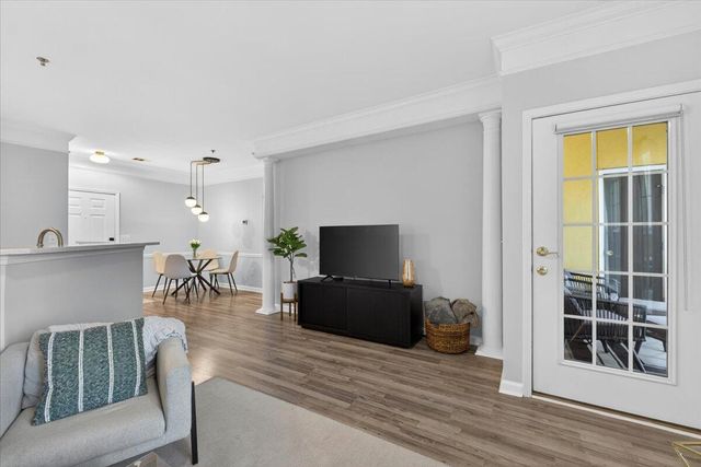 1023 Telfair Way, Charleston, SC 29412