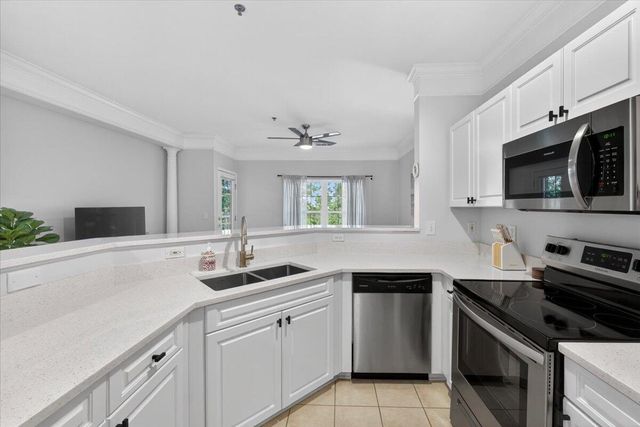 1023 Telfair Way, Charleston, SC 29412