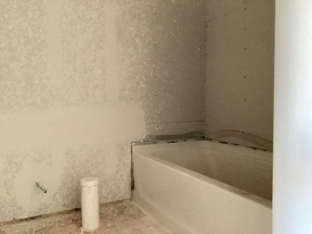 124 Clover BND, Liberty Hill, TX 78642