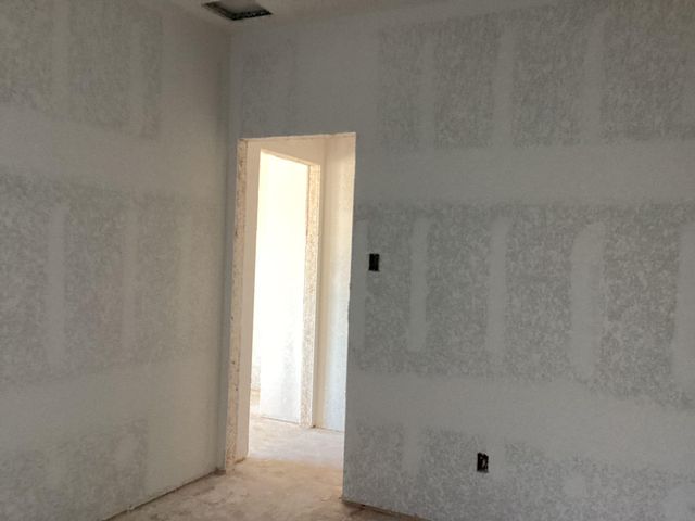 124 Clover BND, Liberty Hill, TX 78642