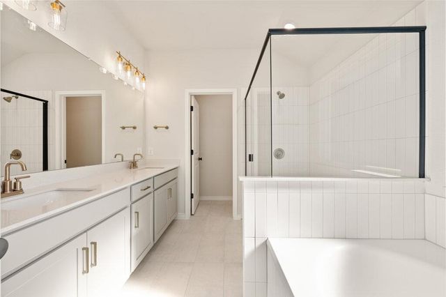 124 Clover BND, Liberty Hill, TX 78642