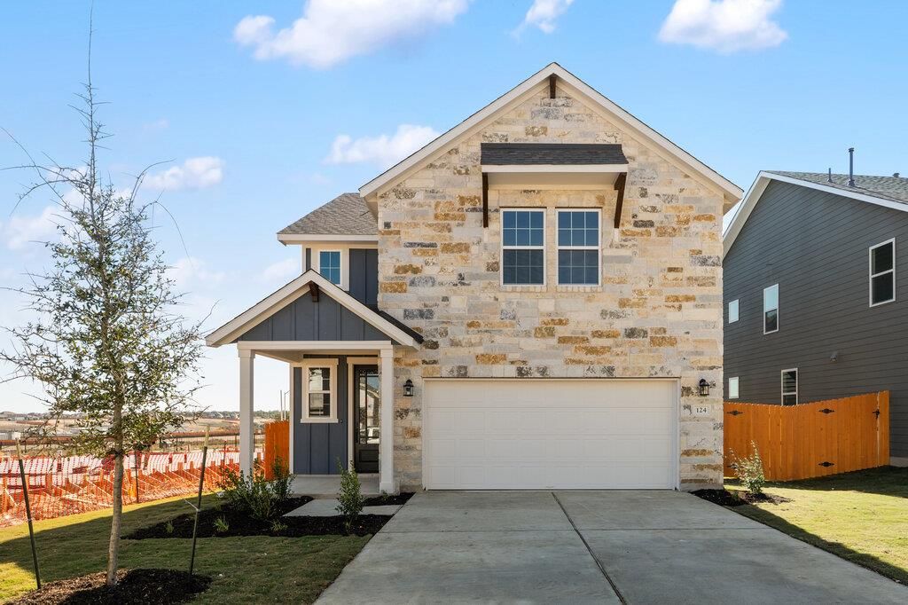 124 Clover BND, Liberty Hill, TX 78642