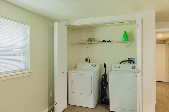 1103 E Old Chico Road, Decatur, TX 76234