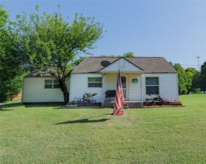1103 E Old Chico Road, Decatur, TX 76234