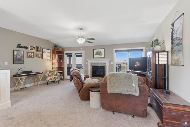 9997 Rosemary Lane, Manhattan, KS 66502