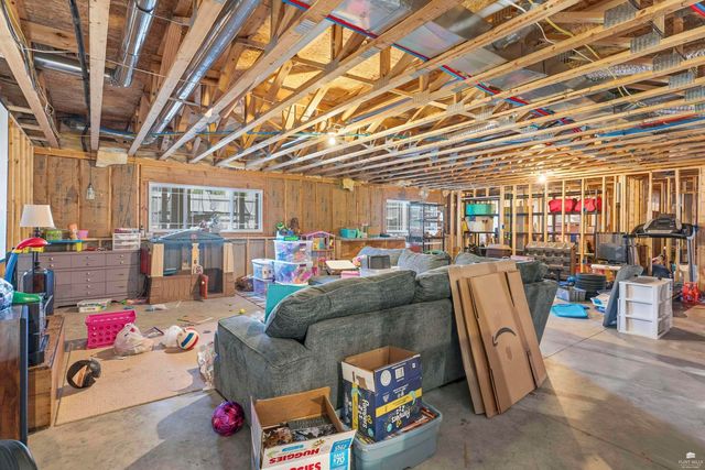 9997 Rosemary Lane, Manhattan, KS 66502