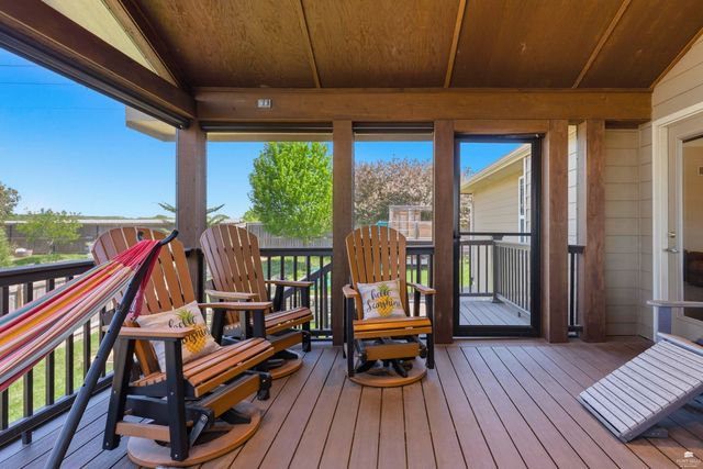 9997 Rosemary Lane, Manhattan, KS 66502