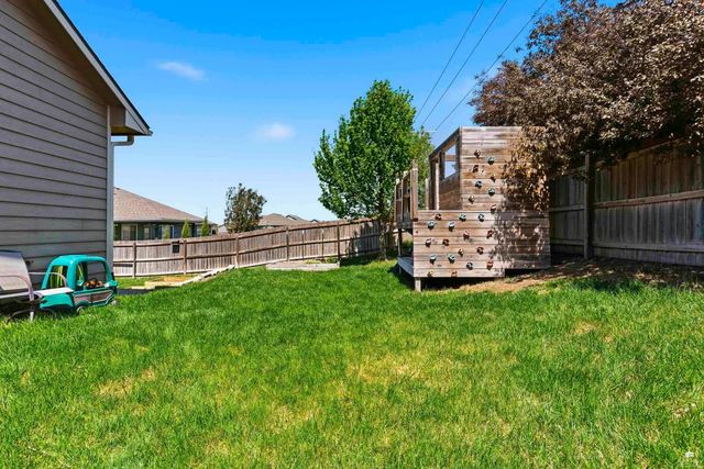 9997 Rosemary Lane, Manhattan, KS 66502