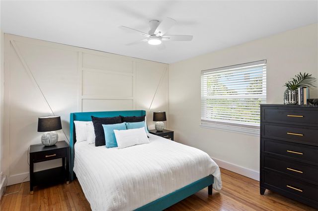 417 HAMPTON AVENUE NE, St Petersburg, FL 33703