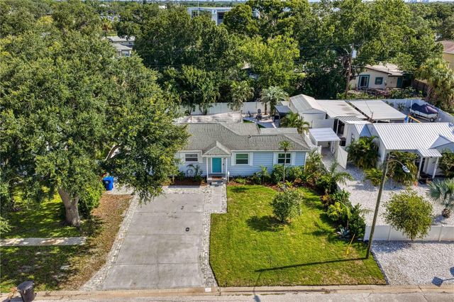 417 HAMPTON AVENUE NE, St Petersburg, FL 33703