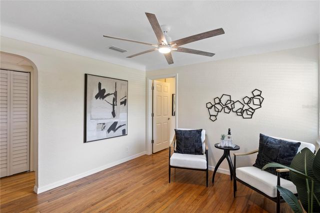 417 HAMPTON AVENUE NE, St Petersburg, FL 33703