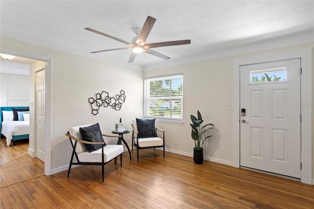 417 HAMPTON AVENUE NE, St Petersburg, FL 33703