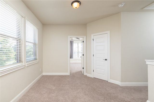 2386 Riverfront Lane, Fayetteville, AR 72703