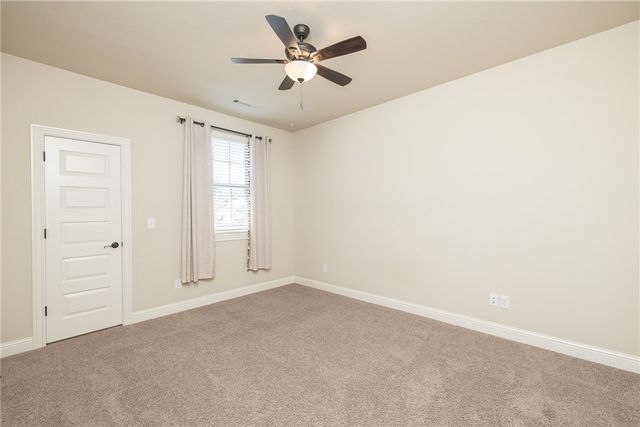 2386 Riverfront Lane, Fayetteville, AR 72703