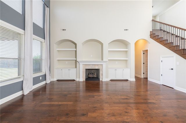 2386 Riverfront Lane, Fayetteville, AR 72703