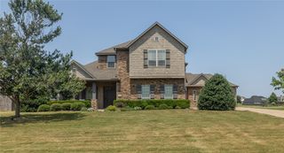 2386 Riverfront Lane, Fayetteville, AR 72703
