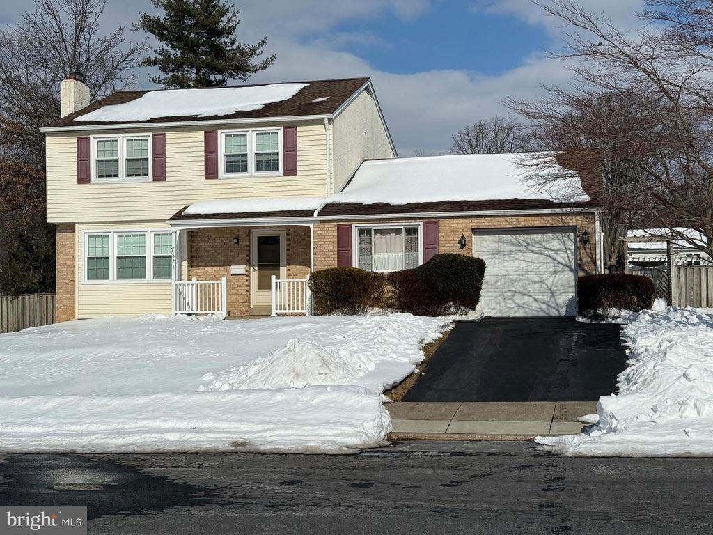 Image 1 of property listing at 825 LOMBARDY DR, Lansdale, PA 19446