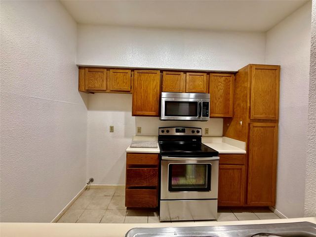 8055 Cambridge Street 71, Houston, TX 77054