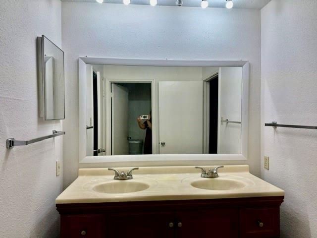 8055 Cambridge Street 71, Houston, TX 77054