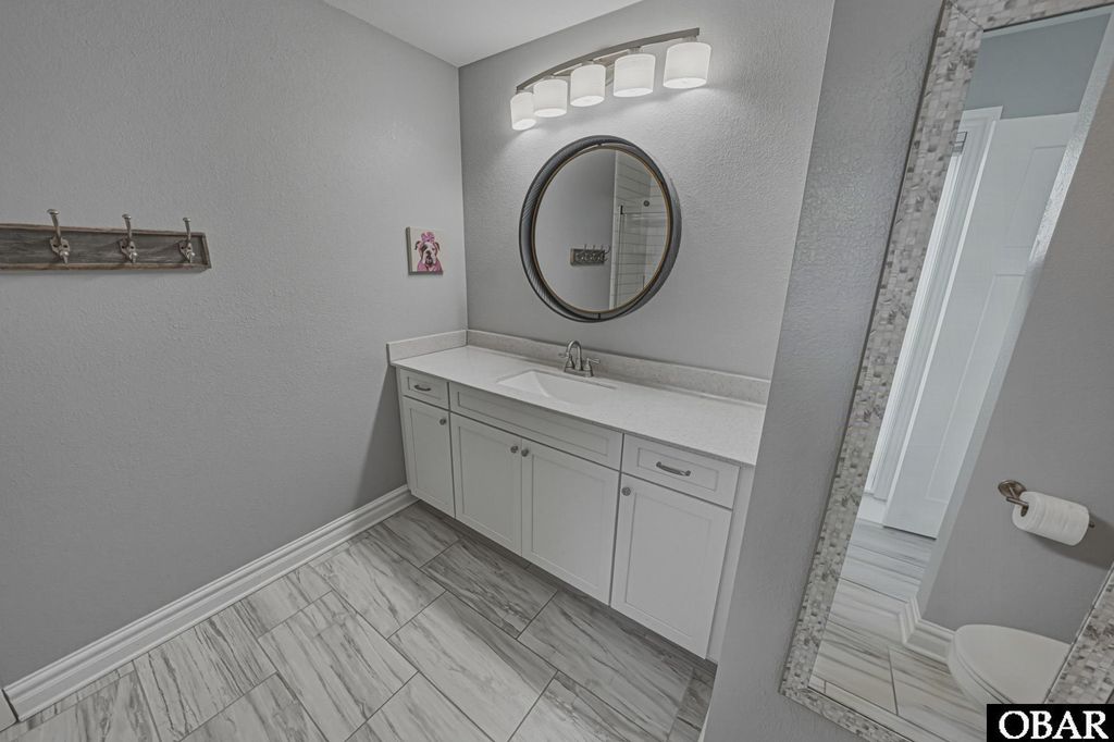 Image 24 of property listing at 704 W Avalon Drive, Kill Devil Hills, NC 27948
