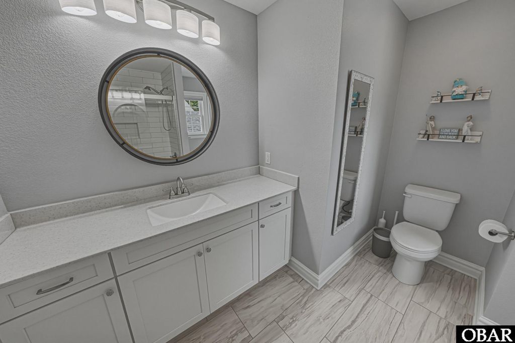 Image 25 of property listing at 704 W Avalon Drive, Kill Devil Hills, NC 27948