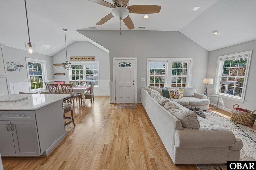 Image 4 of property listing at 704 W Avalon Drive, Kill Devil Hills, NC 27948