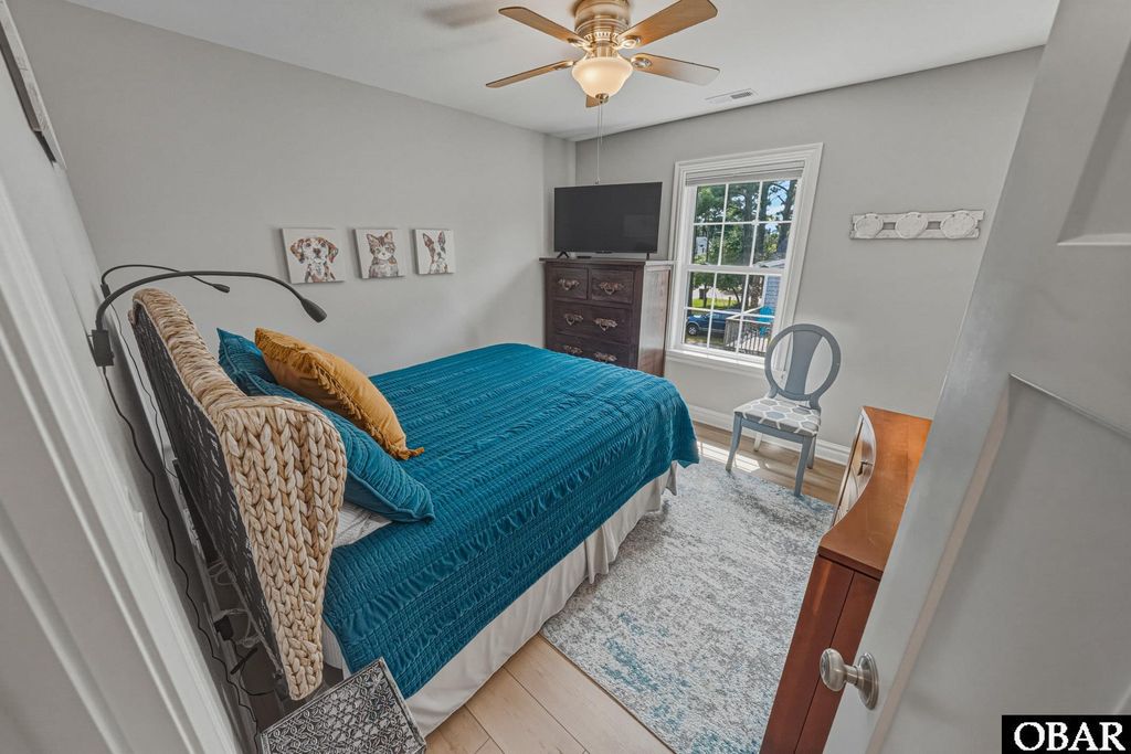 Image 32 of property listing at 704 W Avalon Drive, Kill Devil Hills, NC 27948