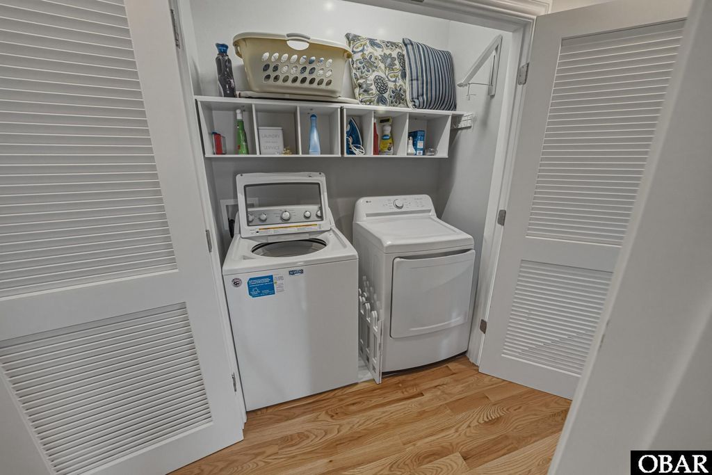 Image 34 of property listing at 704 W Avalon Drive, Kill Devil Hills, NC 27948