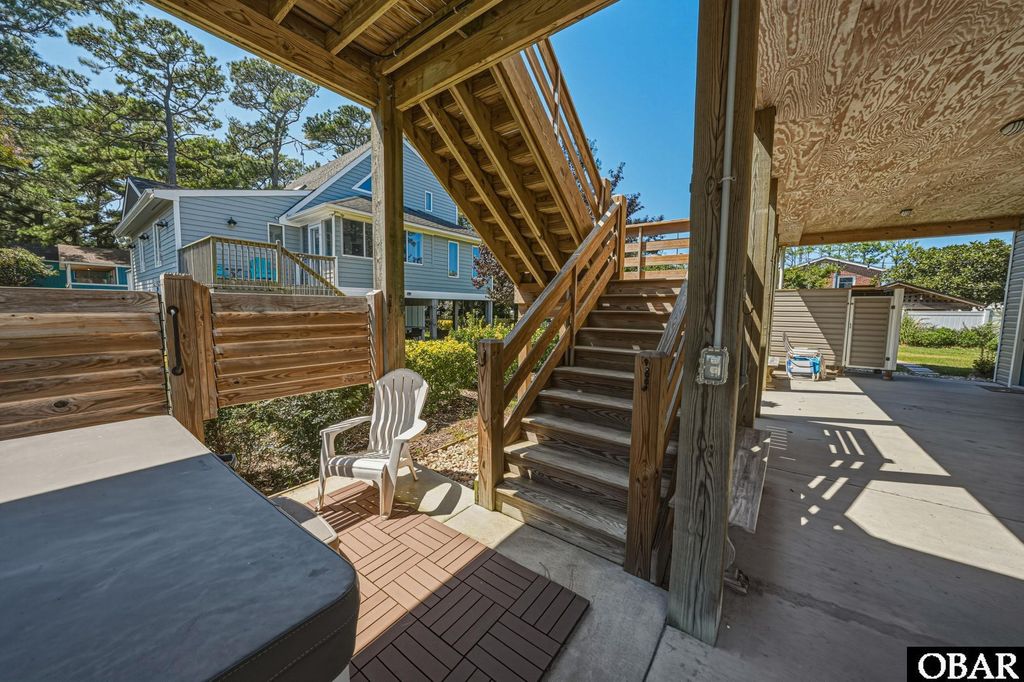 Image 56 of property listing at 704 W Avalon Drive, Kill Devil Hills, NC 27948