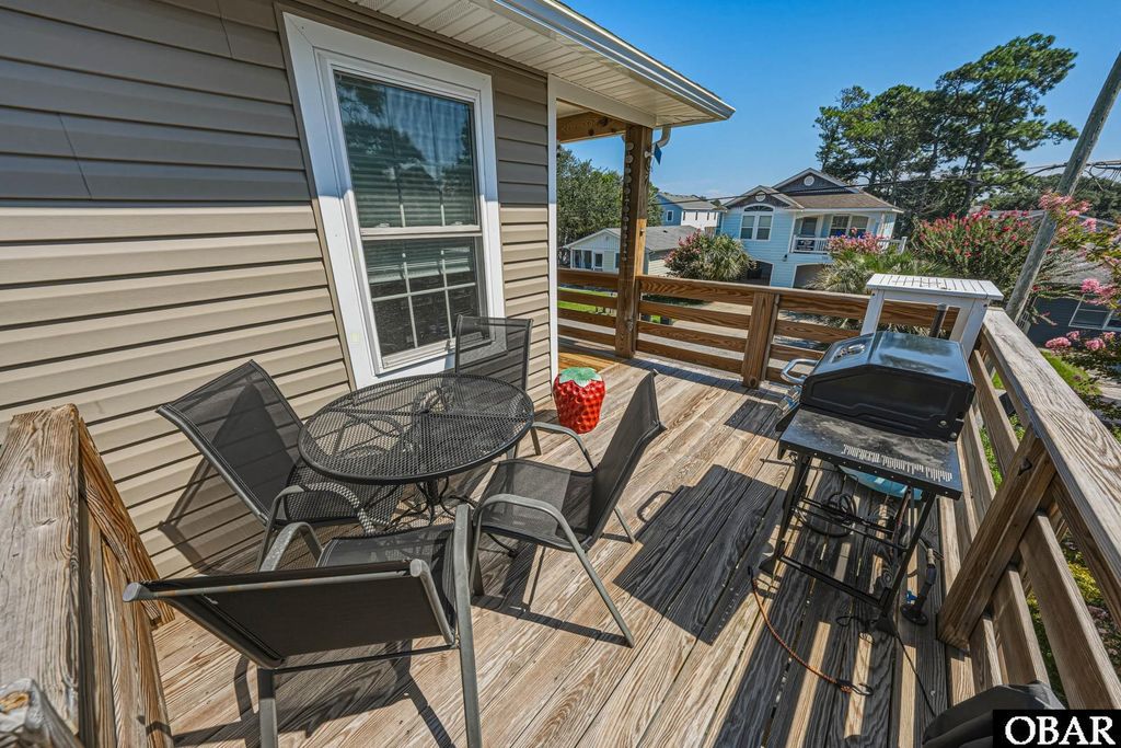 Image 57 of property listing at 704 W Avalon Drive, Kill Devil Hills, NC 27948