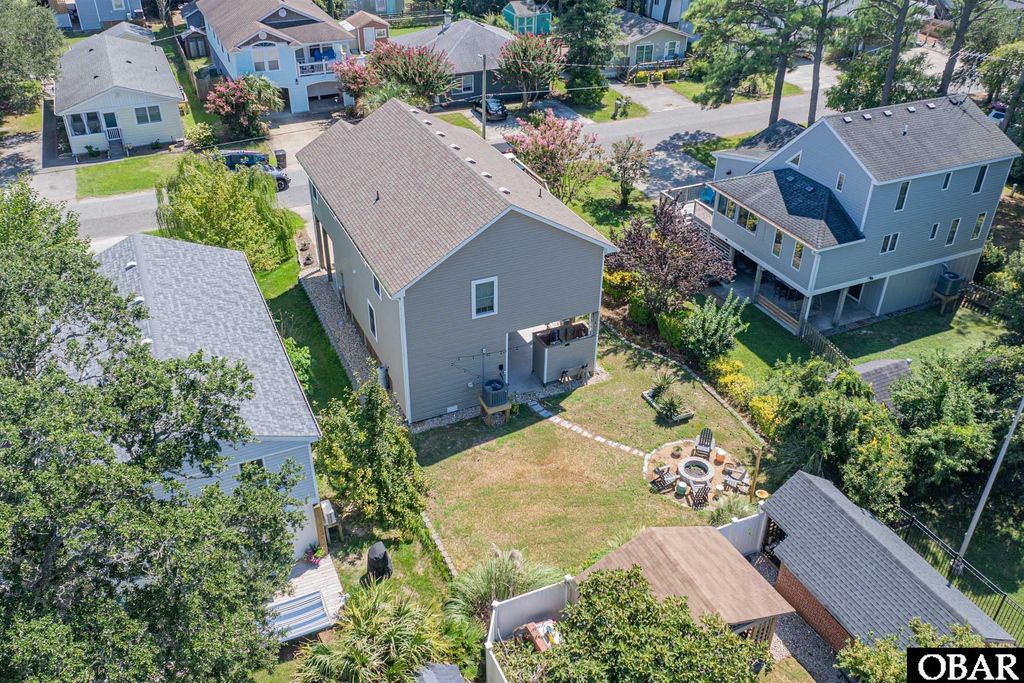 Image 66 of property listing at 704 W Avalon Drive, Kill Devil Hills, NC 27948