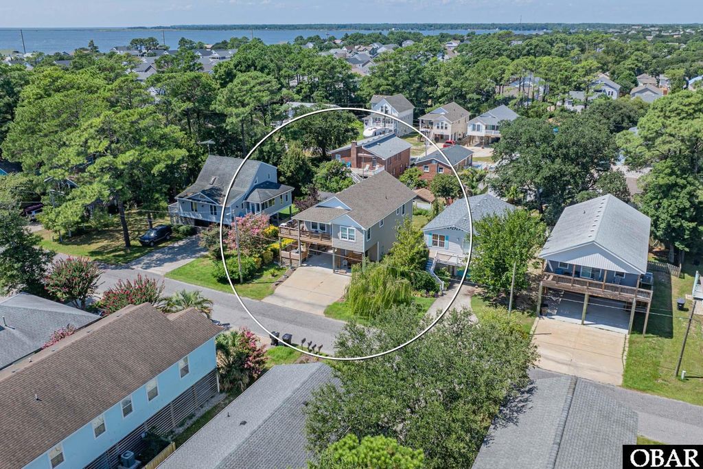 Image 68 of property listing at 704 W Avalon Drive, Kill Devil Hills, NC 27948