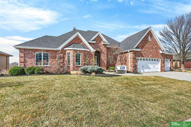 5732 S 239th Street, Elkhorn, NE 68022