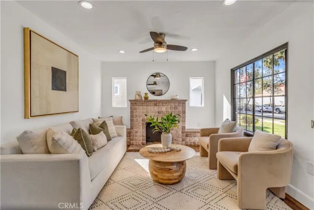 6034 Lime, Long Beach, CA 90805