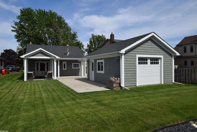 37915 Lakeshore Drive, Harrison Twp, MI 48045