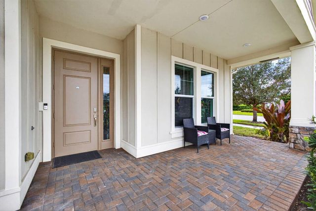 984 Sterling Pine Place, The Acreage, FL 33470