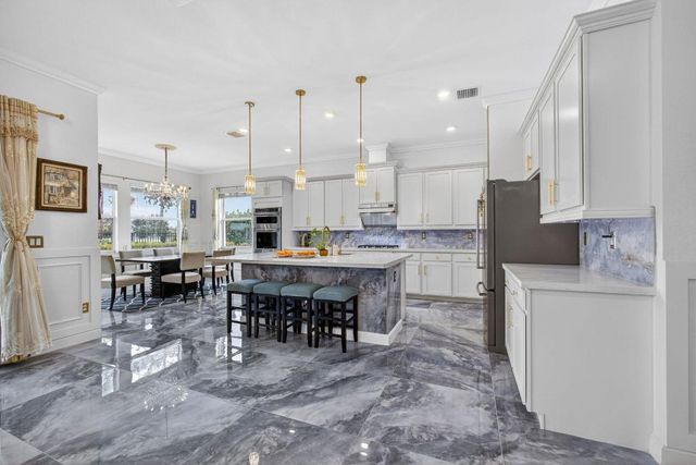 984 Sterling Pine Place, The Acreage, FL 33470