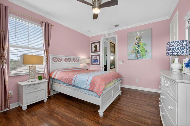 984 Sterling Pine Place, The Acreage, FL 33470