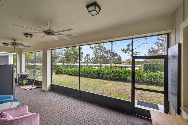 984 Sterling Pine Place, The Acreage, FL 33470