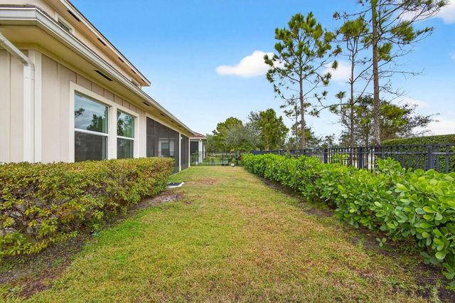 984 Sterling Pine Place, The Acreage, FL 33470