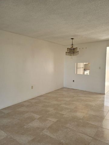 2951 Sunrise Lakes Drive E, Sunrise, FL 33322