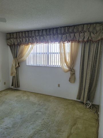 2951 Sunrise Lakes Drive E, Sunrise, FL 33322