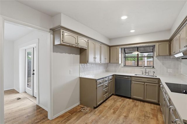 3000 Kerry Lane, Oklahoma City, OK 73120