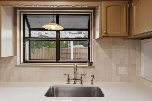3000 Kerry Lane, Oklahoma City, OK 73120