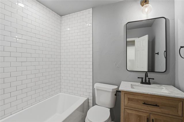 3000 Kerry Lane, Oklahoma City, OK 73120