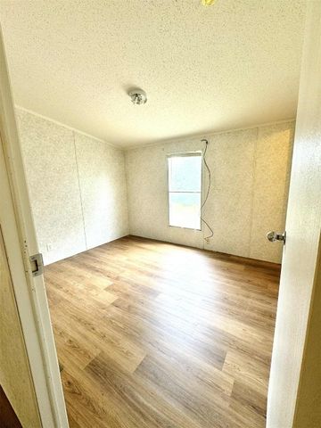 4300 S Rabbit Run, Edmond, OK 73034