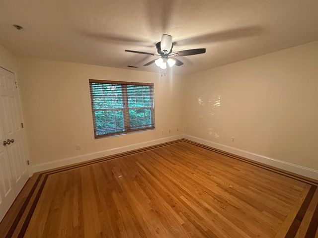 8 Grant St 14, Natick, MA 01760