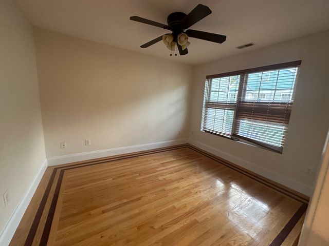 8 Grant St 14, Natick, MA 01760