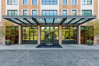 100 Garvies Point Road 1009, Glen Cove, NY 11542